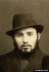 The young rabbi as a student in Latvia. (Photo: Lubavitch Archives)