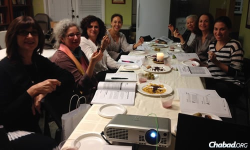 The Rosh Chodesh Society brings women together for learning, socializing and snacks.