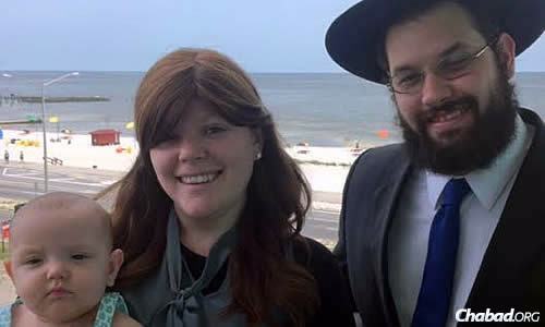 Rabbi Akiva and Hannah Hall—with their daughter, Leah—have just signed the lease for what will be both their home and a Chabad House serving the Jewish people of southern Mississippi.