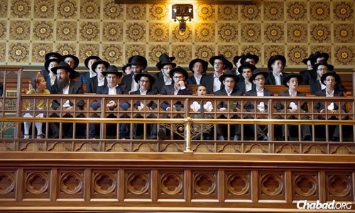 Yeshivah students sing Chassidic melodies at a tribute event marking the 20th yahrtzeit of the Lubavitcher Rebbe—Rabbi Menachem M. Schneerson, of righteous memory—at the State Capitol in Hartford, Conn.