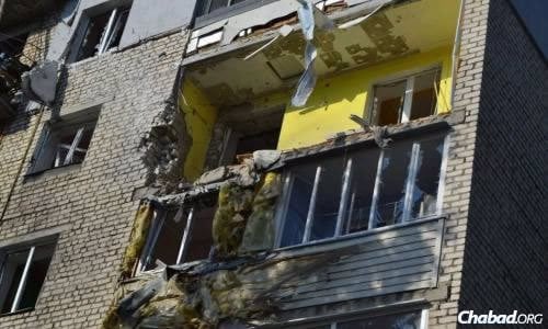 Destruction in the streets of Lugansk.