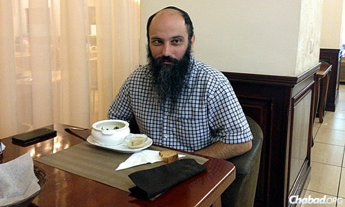 Former Donetsk resident Shaul Melamed has moved to Kiev to be safe, along with so many other Jewish individuals and families. (Photo: Dovid Margolin)