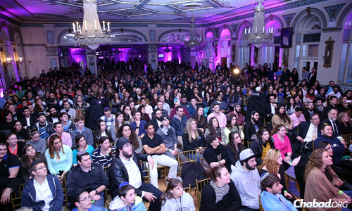 At the Saturday-night mega-event, one participant said that being in a room with “so much spirit, ruach—it’s an undeniably amazing experience.” (Photo: Bentzi Sasson/Chabad.edu)