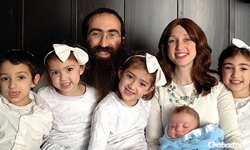 Rabbi Gil and Bracha Leeds, co-directors of Chabad Jewish Student Center at UC Berkeley, Calif., and family
