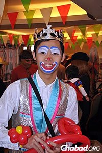 Face-painting and costumes in Hong Kong