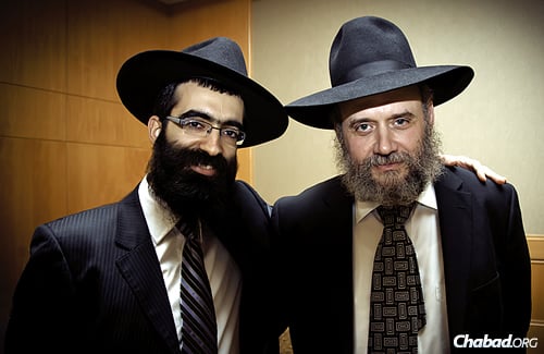 Canadian colleagues and friends Rabbi Binyomin Bitton, left, and Rabbi Eliezer Lipman (Lipa) Dubrawsky spent many long hours discussing scholarly Torah subjects across the board. (Photo: Noam Dehan)