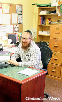 The rabbi is also co-director of the Chabad Jewish Center of Salem, Ore., with his wife, Fruma Ita.