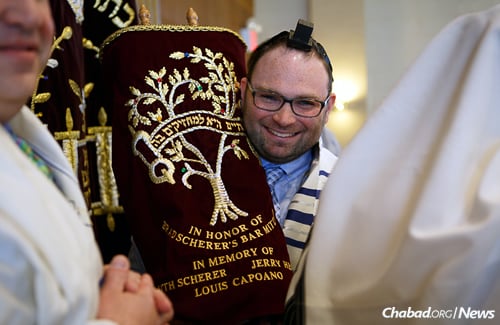 Matthew Jurgens became a bar mitzvah this month surrounded by family and friends, an event that took 29 years in the making. (Photo: Avrohom Perl)