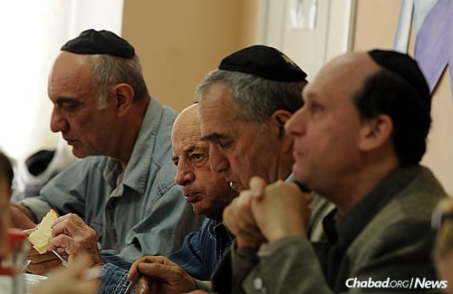 (Photo: Jonathan Alpeyrie for Chabad.org)