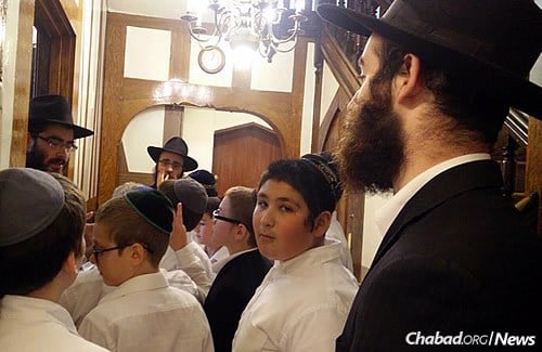 Children enter the Rebbe’s office in the Crown Heights neighborhood of Brooklyn, N.Y.