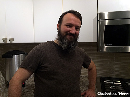 Calev (Eric) Taylor says that “when you keep kosher, it changes your life in meaningful ways.”