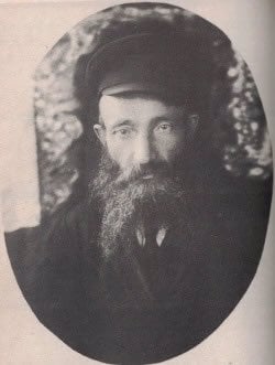 El rabino Iaacov Paltiel, t&#237;o de la autora