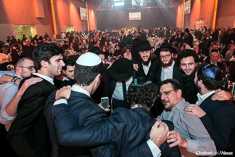 The 10th annual Beth Loubavitch gala in Paris on Wednesday night drew a crowd focused on Jewish life in France. (Photo: Thierry Guez)