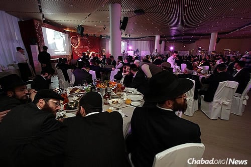 Participants at a banquet that followed the gathering of Chabad emissaries in Moscow.