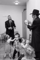 Avraham Fried visits Mishpacha Orphanage Chabad Odessa