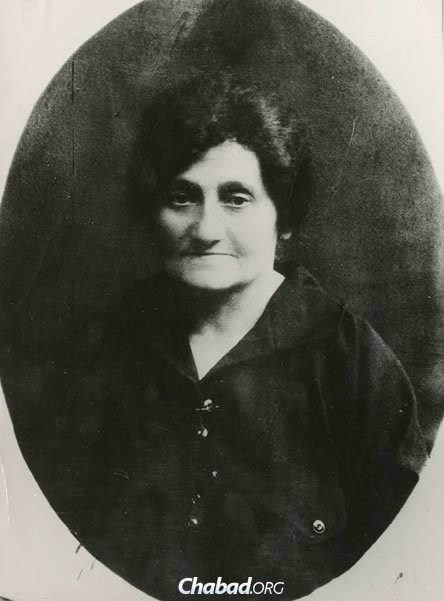 Peretz's mother, Chaya Markish. (Photo courtesy of the Blavatnik Archive)