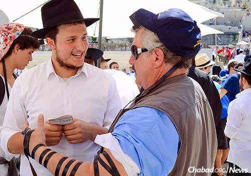 For Rabbi Stationed at the Western Wall, Days Filled With Inspiration ...