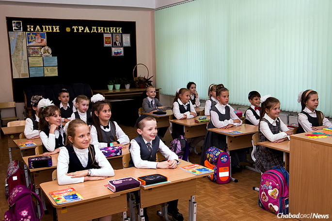 More than 7,000 Jewish students across the former Soviet Union started the new academic year in the Federation of Jewish Communities (FJC) Chabad-Lubavitch Ohr Avner schools and kindergartens.