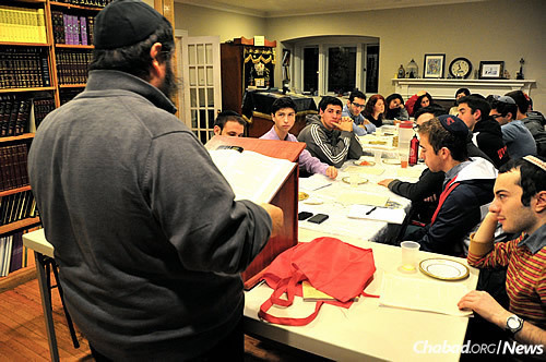 Torah classes, one-on-one study, the Sinai Scholars program and other Jewish learning opportunities are available to students and led by Chabad. (Photo: Chabad on Campus International)