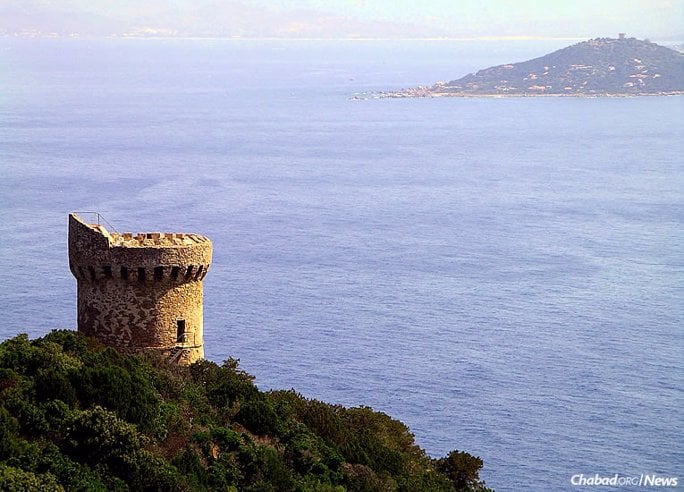 Towers were erected for Corsica&#39;s protection. Nationalist sentiment has surged and died on the island since its independence in 1729, which lasted until France took control in 1768. (Photo: Wikimedia Commons)