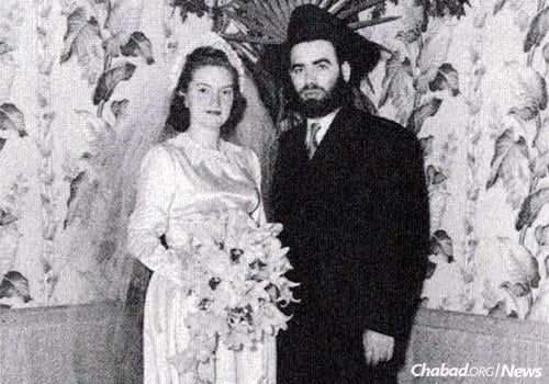 Goldman married Esther Gordon, whose father was a prominent Chabad Chassid.
