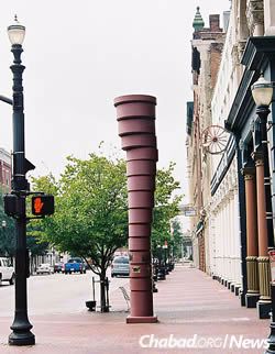 A memorial to the 1890 tornado stands on Main Street in downtown Louisville. The city has been known to get turbulent weather. (Photo: Wikimedia Commons)